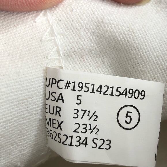 Minnie Mouse High Top Girls‎ Size 5 Ground Up Red and White Polka Dot Disney - Picture 9 of 9